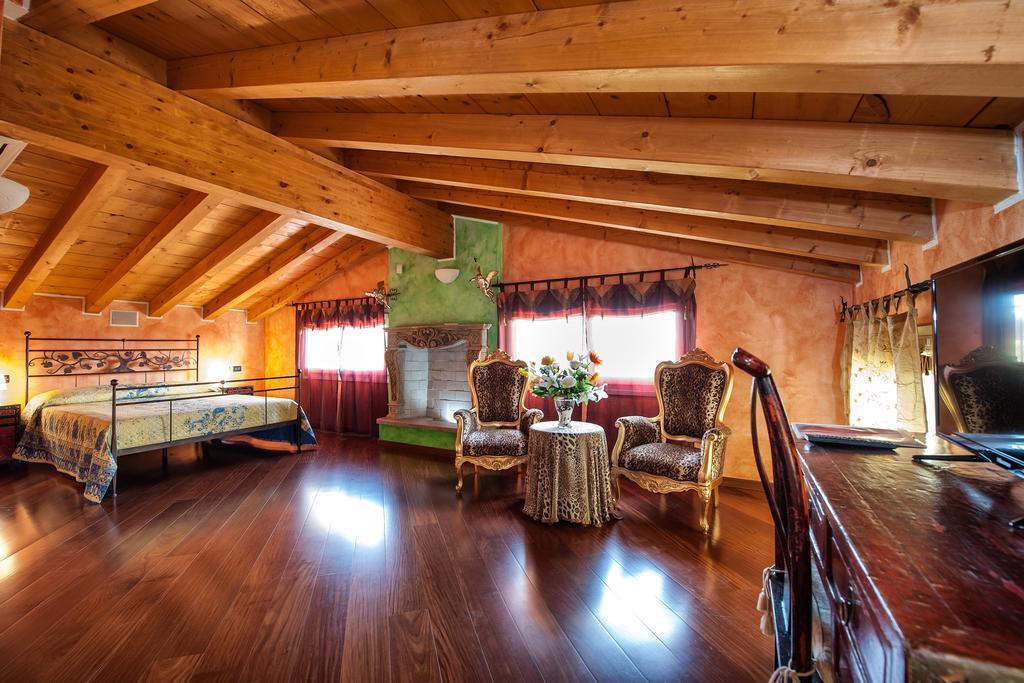 Villa Pace Pozzolengo Room photo
